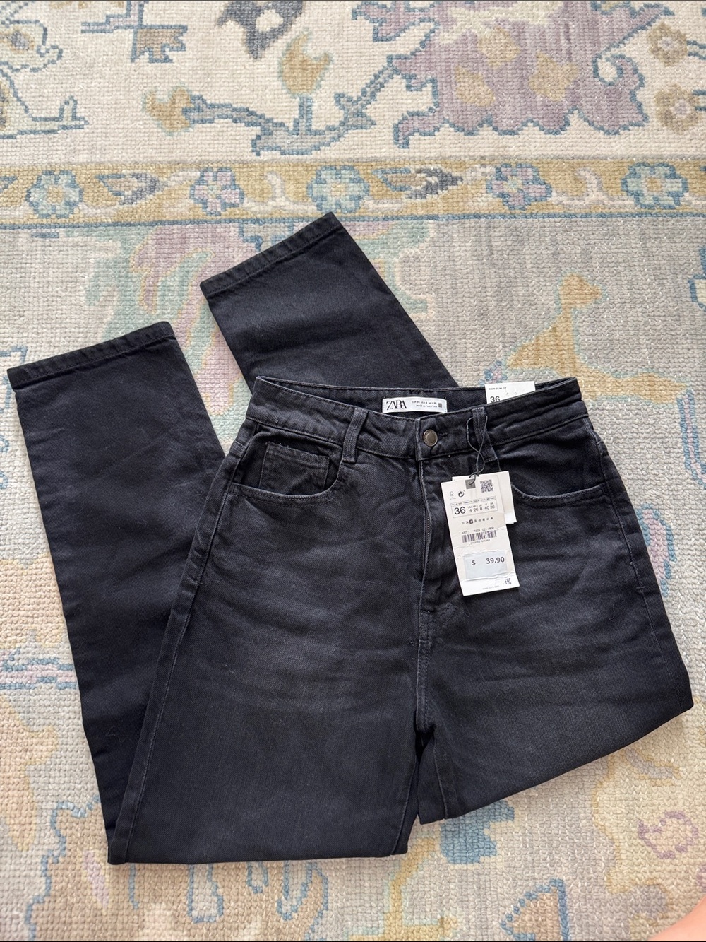 NWT! Zara Black Mom Slim Fit Jeans
